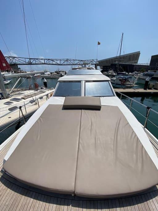 Barco Muy Romantico Con Parking! Sant Adria de Besos Exterior foto